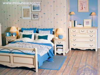 Dormitor colorat in stil clasic